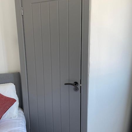 Room In Shared House Hackney London Bagian luar foto